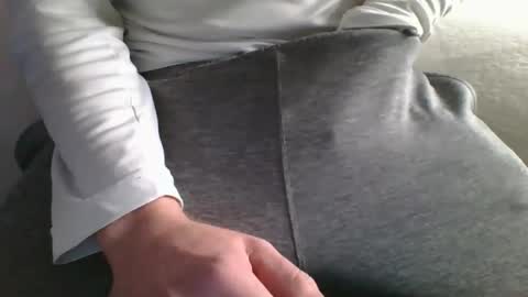 t8xxx3 online show from March 7, 4:22 pm