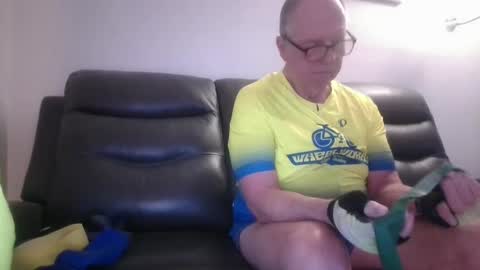 tacrunner66_ online show from February 3, 3:38 pm