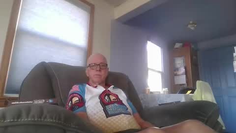 tacrunner66_ online show from October 1, 9:19 pm