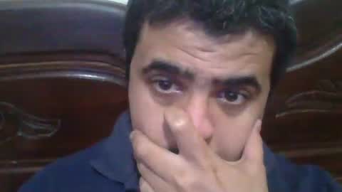 tahtouhafakroune12 online show from March 6, 10:26 pm