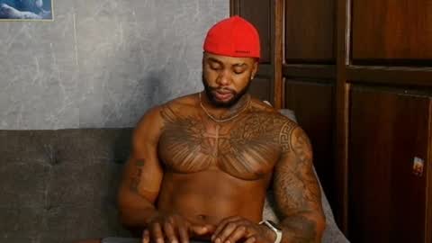 Tairon Tucke online show from February 8, 4:14 am