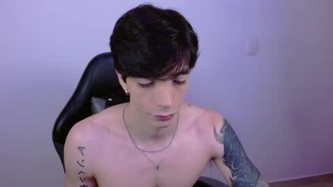 takeru___ online show from November 30, 12:24 am