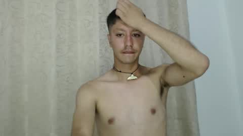 Snapshot of talhi_ chatting on December 4, 9:07 am talhi_ online show from December 4, 9:07 am