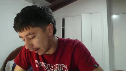 Snapshot of talhi_ chatting on December 27, 2:34 pm talhi_ online show from December 27, 2:34 pm