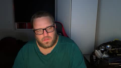 taser_tits online show from April 18, 4:30 pm