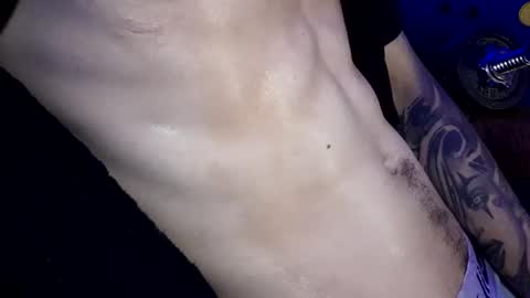 Snapshot of tattooman777 chatting on October 29, 8:50 am Jean pool online show from October 29, 8:50 am