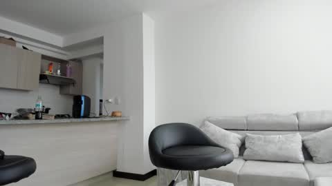  T A U R U S  online show from September 14, 12:18 pm