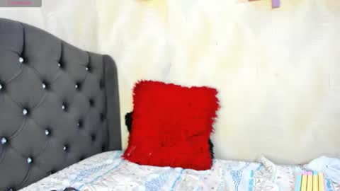 Taylor online show from March 11, 3:24 am