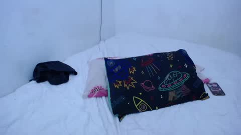 Tayron online show from January 4, 4:43 pm