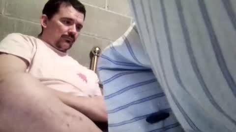 tbaxter95187 online show from February 13, 3:17 pm