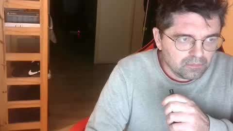 tchecky2 online show from January 23, 4:41 am