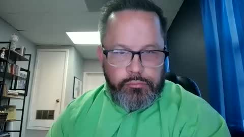 tdhawk87 online show from April 6, 12:28 pm