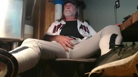 Tennredneck online show from April 29, 2:05 am