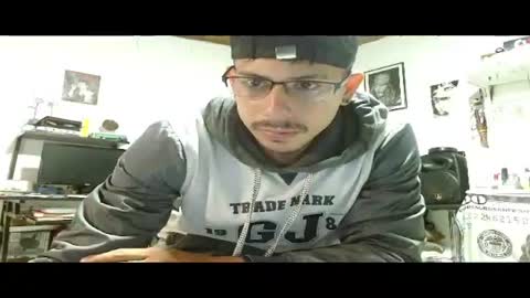 teoyes_ online show from December 17, 4:09 am