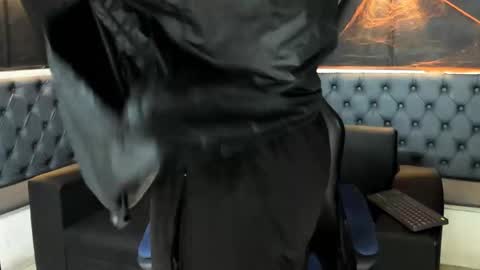 terranze_z online show from October 19, 8:34 pm