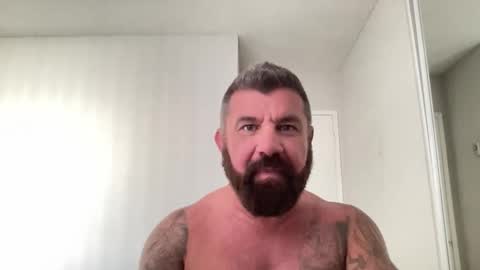 ThatGuyBearded online show from February 7, 11:10 pm