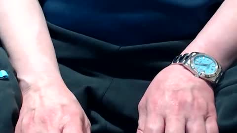 Snapshot of the1pocketrocket chatting on February 1, 10:23 pm the1pocketrocket online show from February 1, 10:23 pm