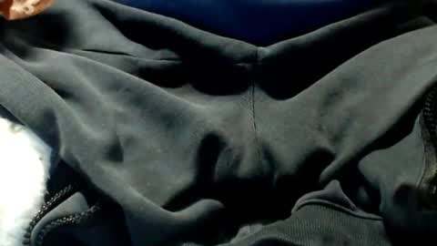 Snapshot of the1pocketrocket chatting on January 3, 8:32 pm the1pocketrocket online show from January 3, 8:32 pm