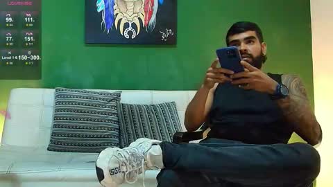 SCOTT  THEO  KAMERON  GENDERSON online show from November 14, 1:31 am