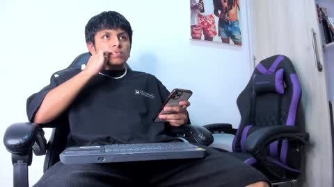 Danny online show from January 6, 2:26 am