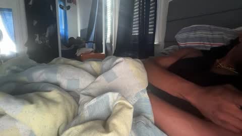 theeshooterr online show from September 22, 1:32 pm