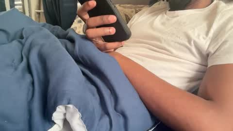 theeshooterr online show from January 13, 1:28 pm