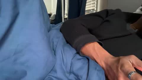 theeshooterr online show from December 20, 1:43 pm