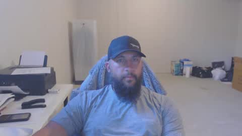 Snapshot of thehawaiian93 chatting on September 15, 5:36 pm thehawaiian93 online show from September 15, 5:36 pm