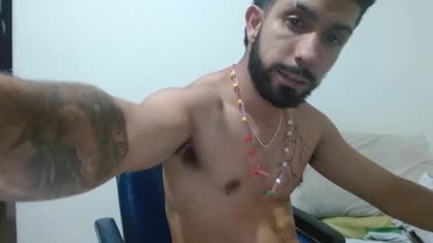 thehousedog online show from March 10, 2:28 am