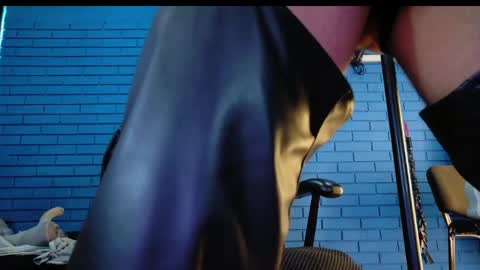 Ian Deniel online show from April 18, 8:42 pm