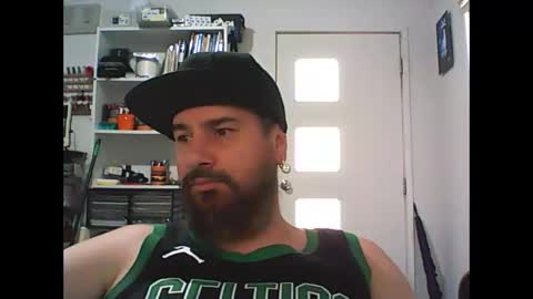 aussiebeard online show from January 19, 2:15 am