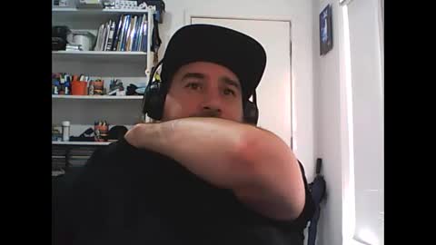 aussiebeard online show from March 11, 11:37 pm