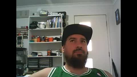 aussiebeard online show from February 3, 1:41 am