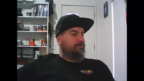 aussiebeard online show from September 19, 7:09 am