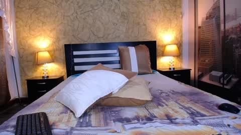   online show from December 17, 1:49 pm