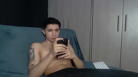 thesaint_xxx online show from October 16, 5:04 am