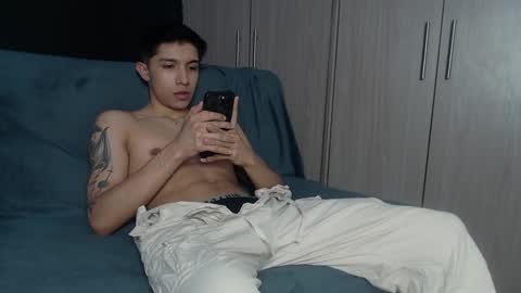 thesaint_xxx online show from October 14, 3:24 am