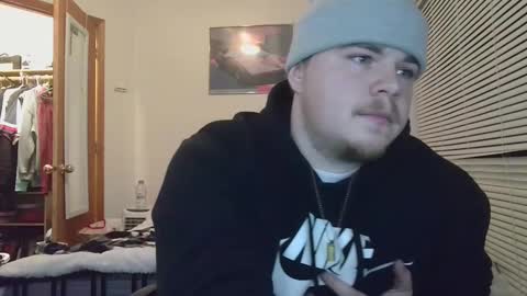 theskeetr27 online show from January 2, 5:24 am