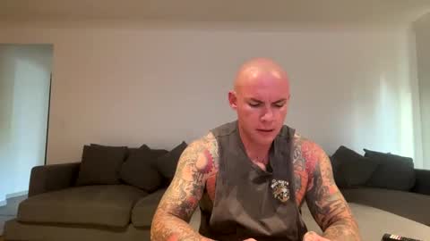 The tattooed online show from January 20, 8:09 am