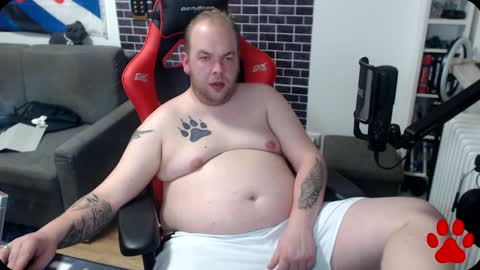 PupWolfy online show from December 19, 4:13 pm