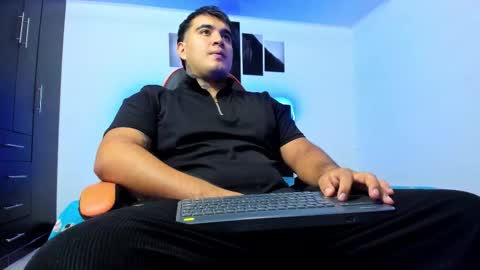 Thiago online show from February 25, 5:41 am