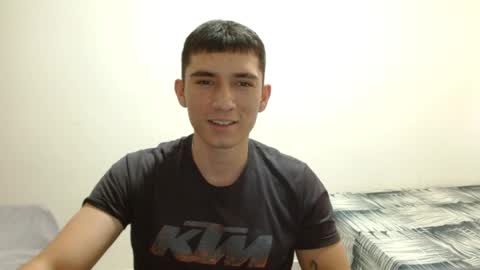 thiago_deseo69 online show from May 27, 10:29 pm
