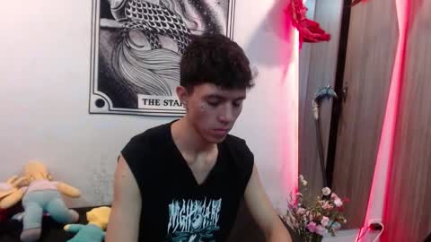 thiago_n_sam online show from December 14, 12:39 am