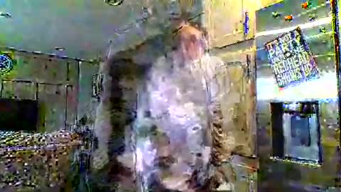 Val online show from May 11, 7:11 pm