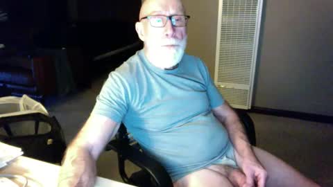 Snapshot of thickmorningwoodinyoualways chatting on February 13, 3:56 pm Thickmorningwoodinyou always online show from February 13, 3:56 pm