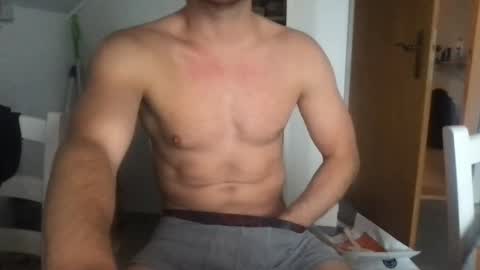 Snapshot of thierrinho8148 chatting on December 9, 9:06 am thierrinho8148 online show from December 9, 9:06 am