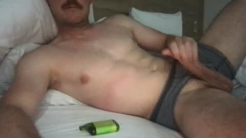 thierrinho8148 online show from July 30, 3:06 am