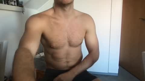 Snapshot of thierrinho8148 chatting on January 1, 1:27 pm thierrinho8148 online show from January 1, 1:27 pm