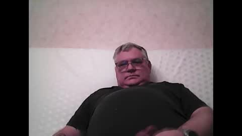 Thierrysymp online show from November 26, 5:27 pm