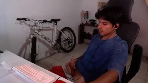 thieves_us online show from October 25, 10:44 pm